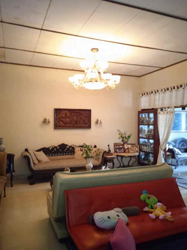 dijual rumah duren tiga