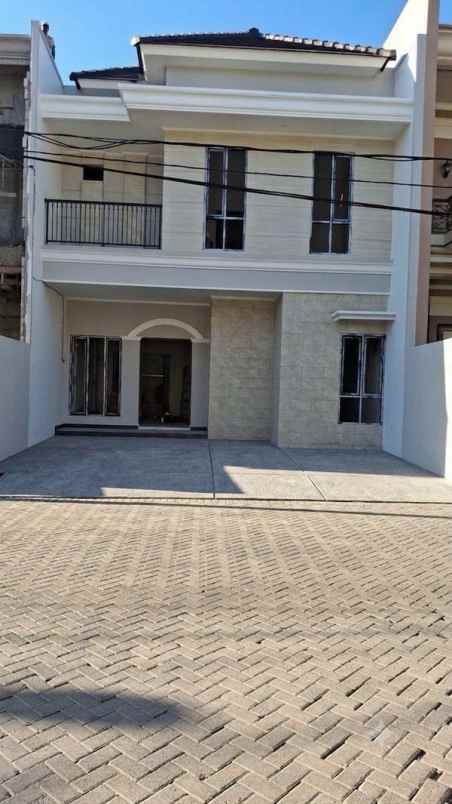 dijual rumah galaxy bumi permai