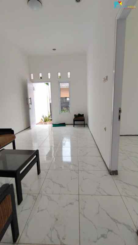 dijual rumah galaxy pekayon bekasi