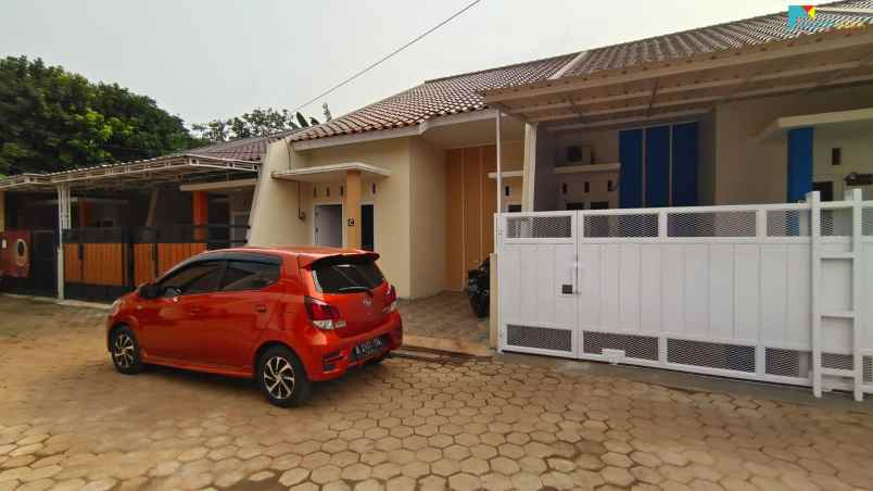 dijual rumah galaxy pekayon bekasi