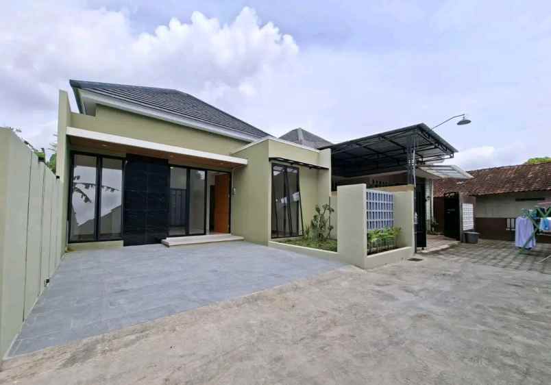 dijual rumah gamping