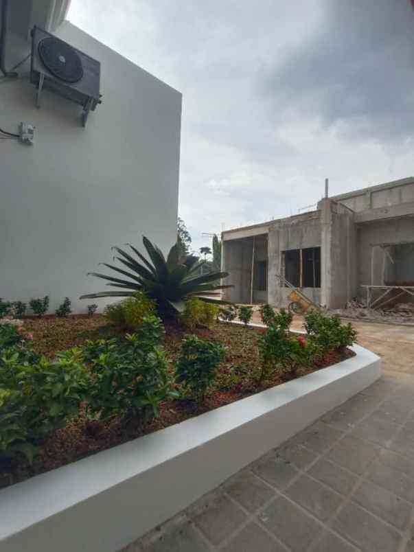 dijual rumah gas alam