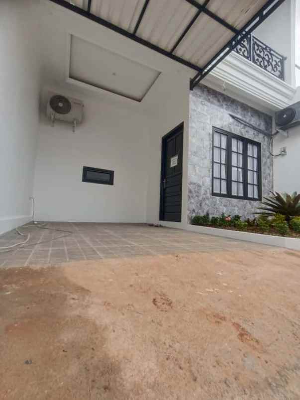 dijual rumah gas alam