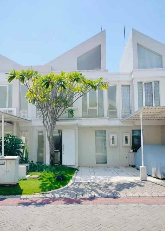 dijual rumah grand pakuwon adelaide