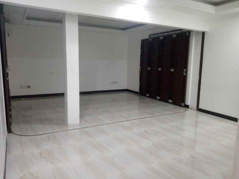 dijual rumah grand prima bintara