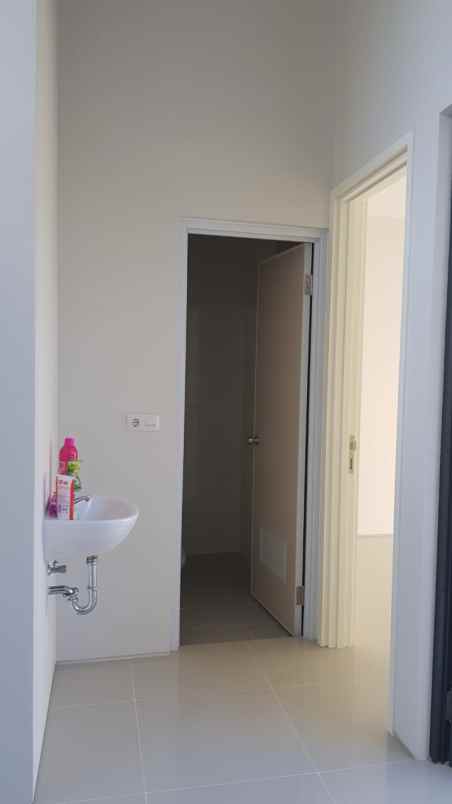 dijual rumah grand sunrise