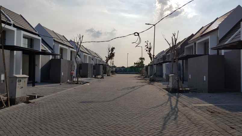 dijual rumah grand sunrise