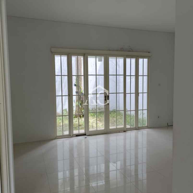 dijual rumah green orchid residence malang