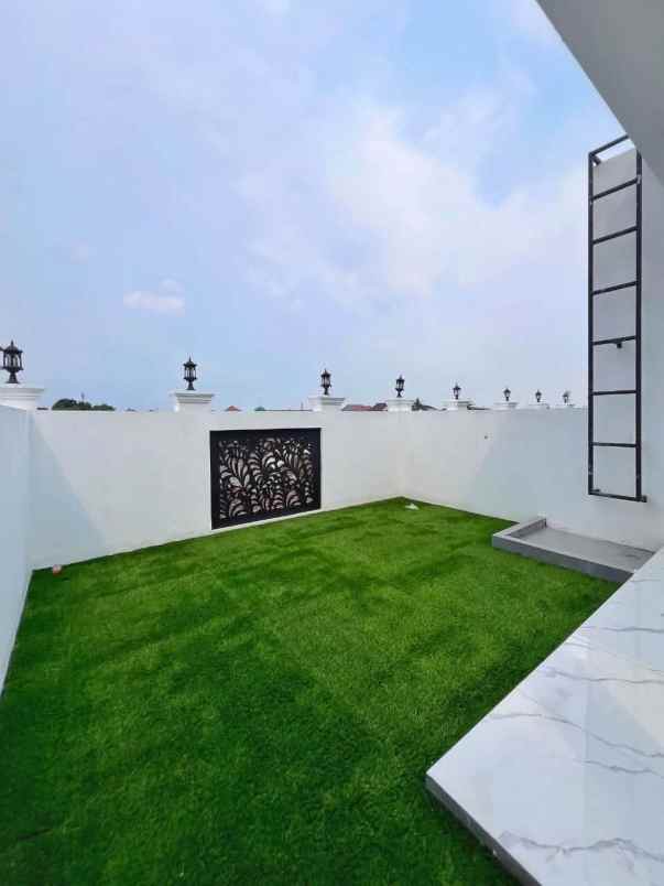 dijual rumah griya batu tulis condet