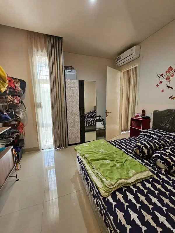 dijual rumah griya galaxy