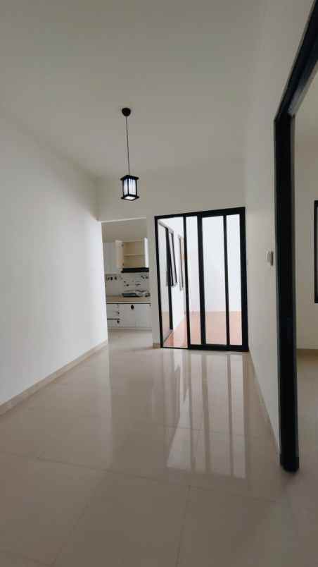 dijual rumah griya loka bsd city tangsel