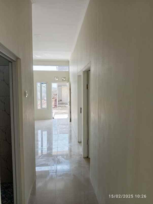 dijual rumah griya masterland