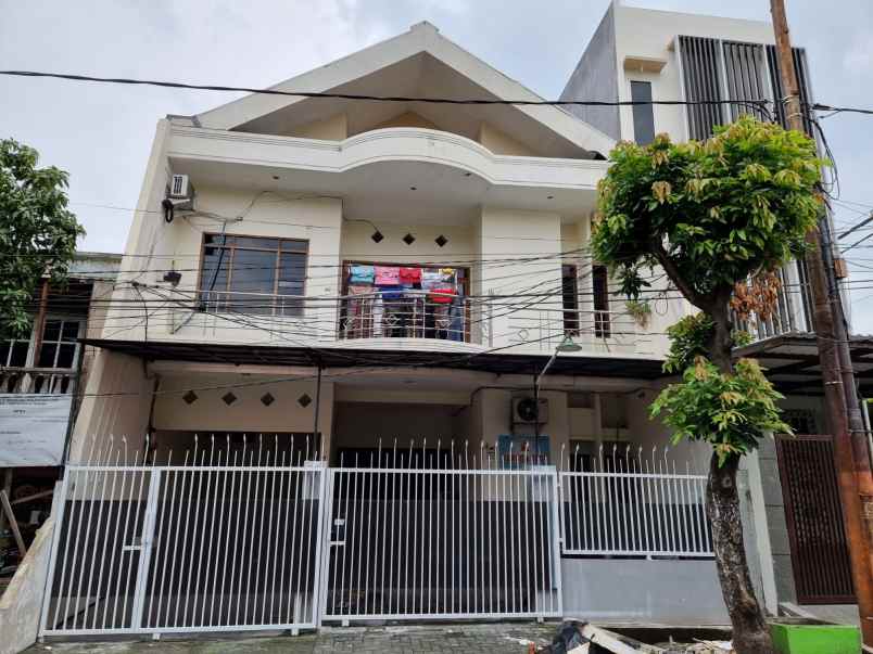 dijual rumah gubeng