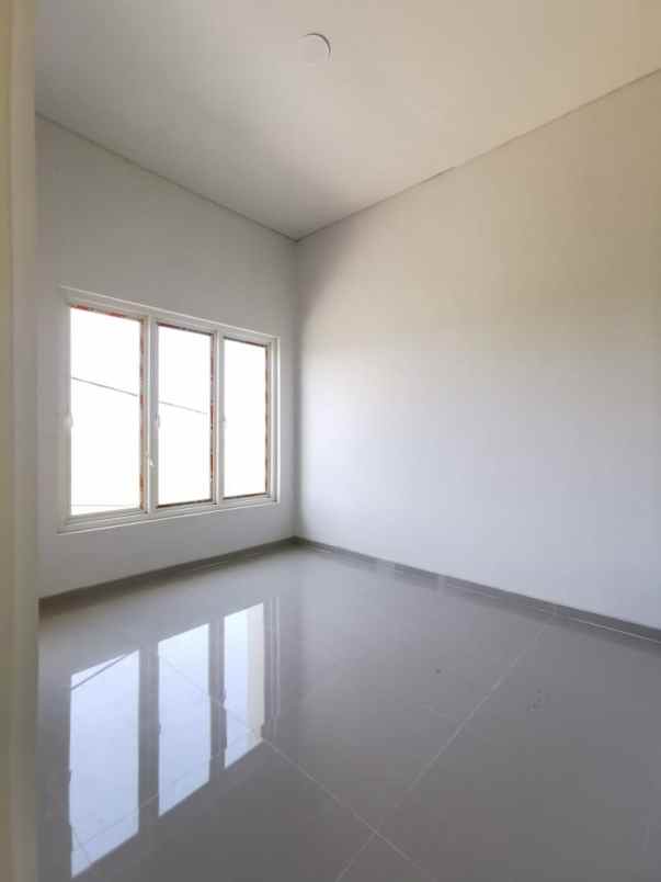 dijual rumah gunung anyar