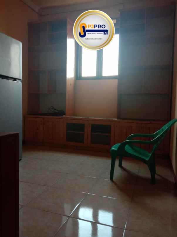 dijual rumah harapan indah jalan buah