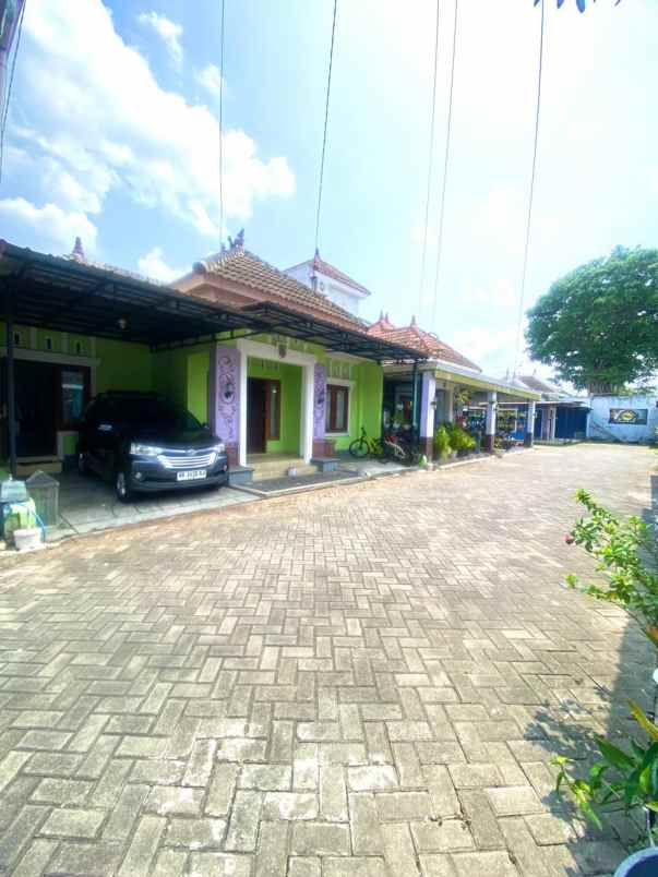 dijual rumah imogiri barat