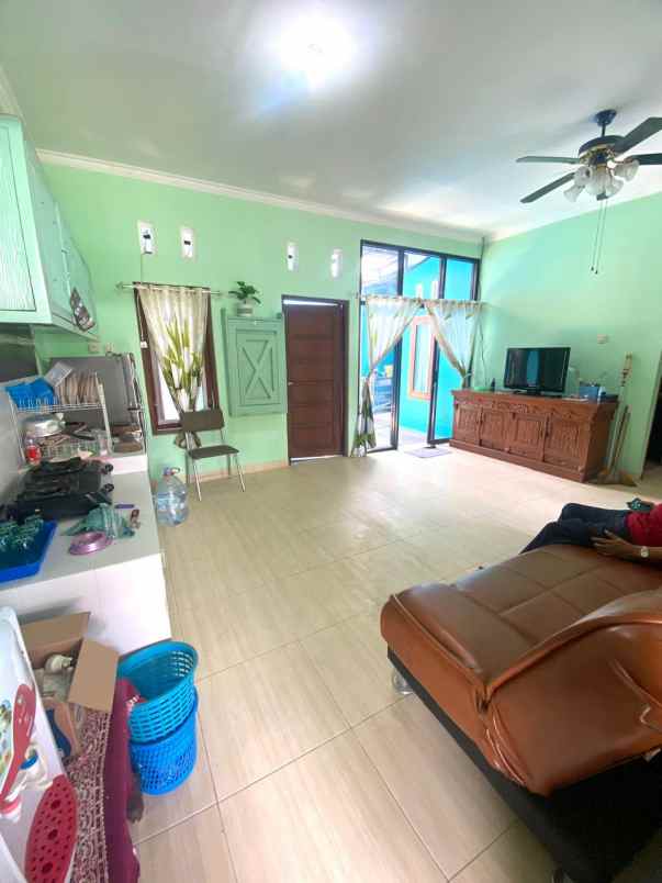 dijual rumah imogiri barat