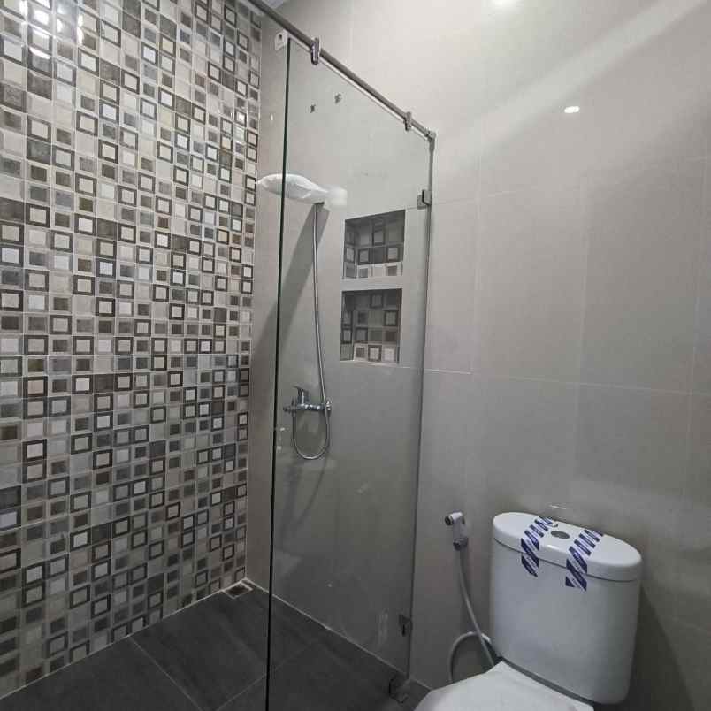 dijual rumah jagakarsa jakarta selatan