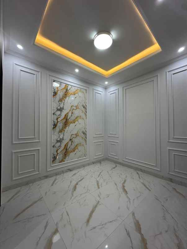 dijual rumah jagakarsa jakarta selatan