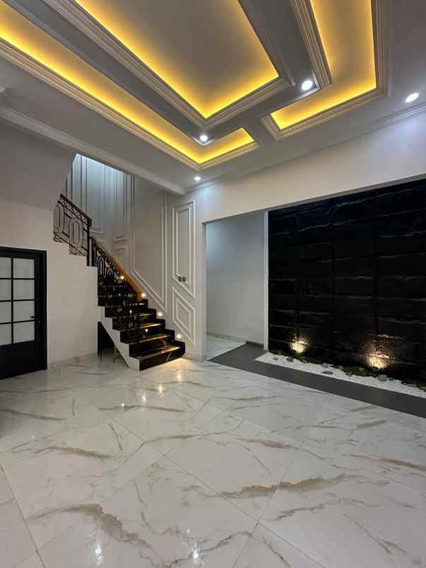 dijual rumah jagakarsa jakarta selatan