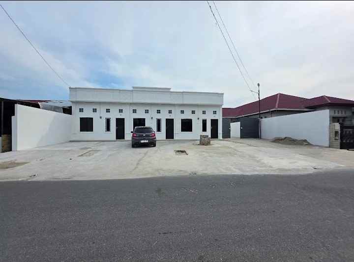 dijual rumah jalan alumunium 1 krakatau