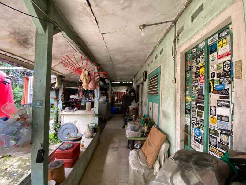 dijual rumah jalan buah buah dekat raya