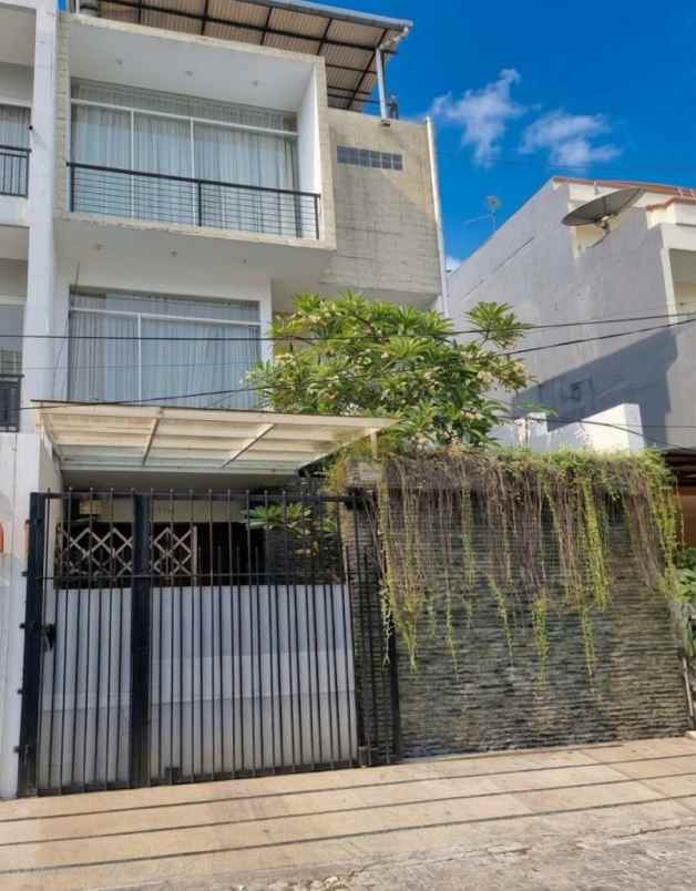 dijual rumah jalan danau indah sunter