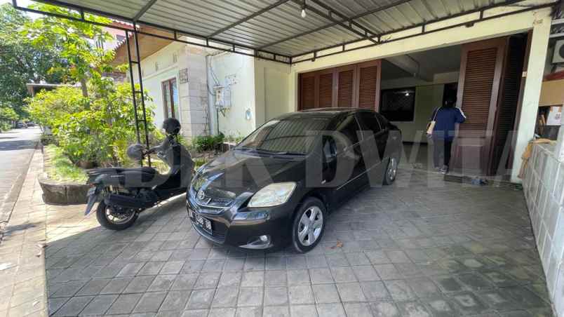 dijual rumah jalan gunung soputan