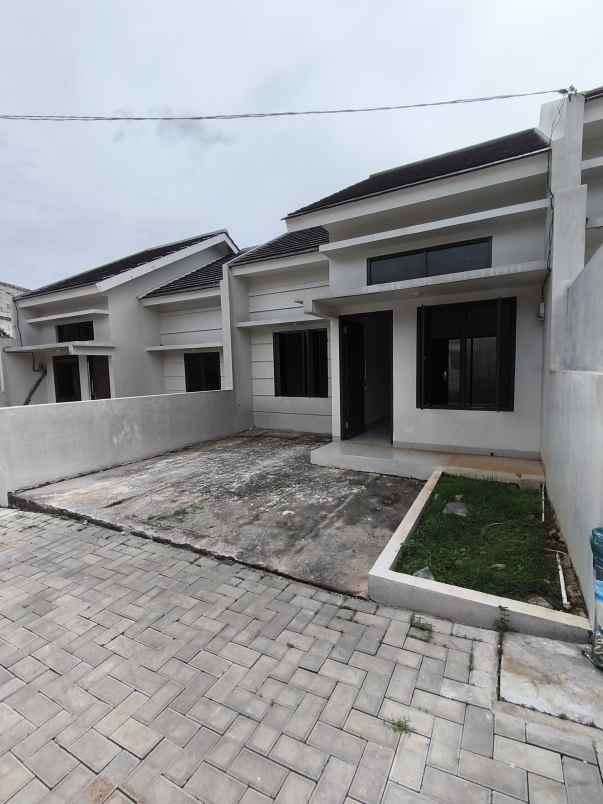 dijual rumah jalan ikrar ii cipayung depok