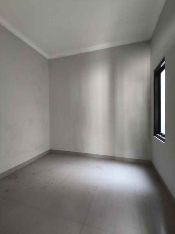 dijual rumah jalan ikrar ii cipayung depok