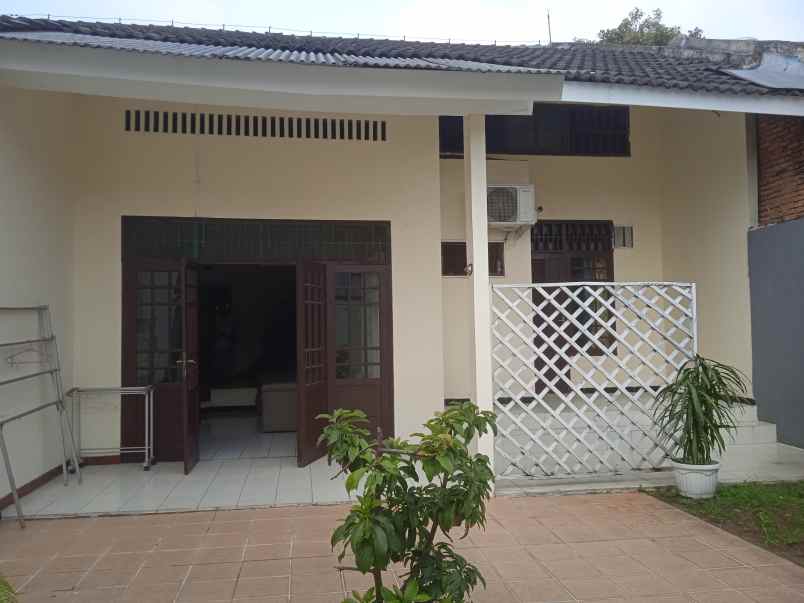 dijual rumah jalan kebagusan 1