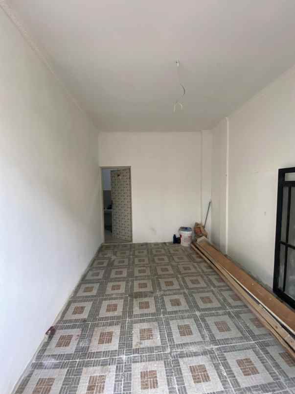 dijual rumah jalan ketapang beji depok