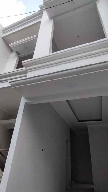 dijual rumah jalan mandor samin