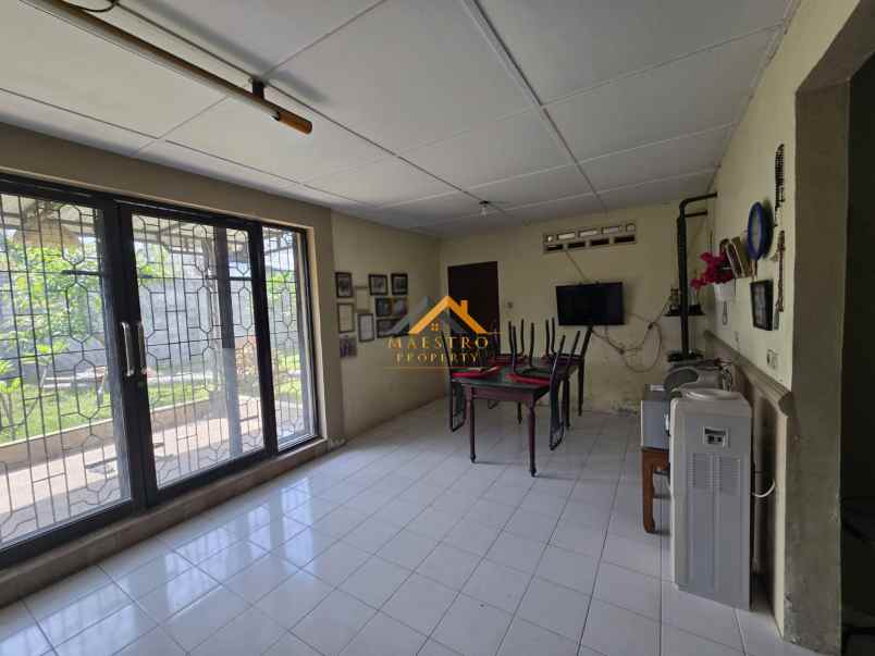 dijual rumah jalan pembangunan 3