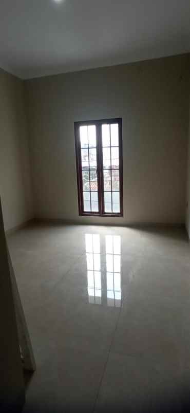 dijual rumah jalan pemuda