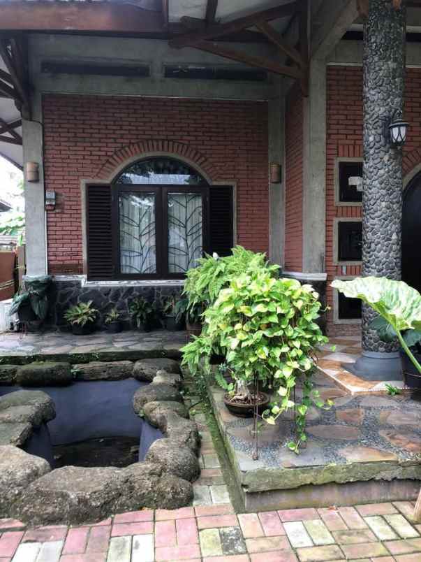 dijual rumah jalan raya cinangka