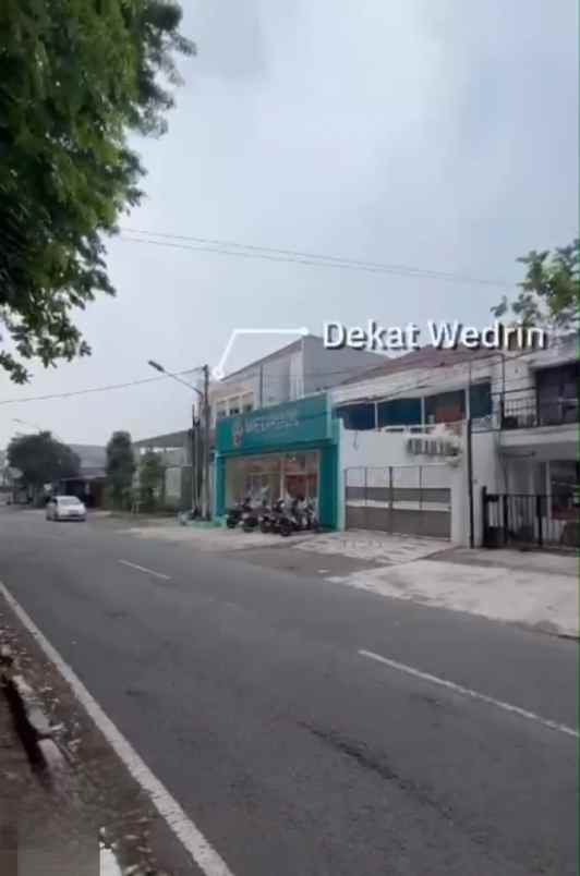 dijual rumah jalan raya tenggilis mejoyo