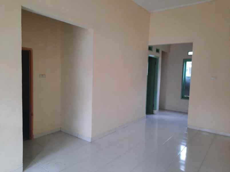 dijual rumah jalan tirtayasa