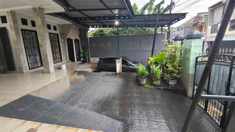 dijual rumah jati murni bekasi