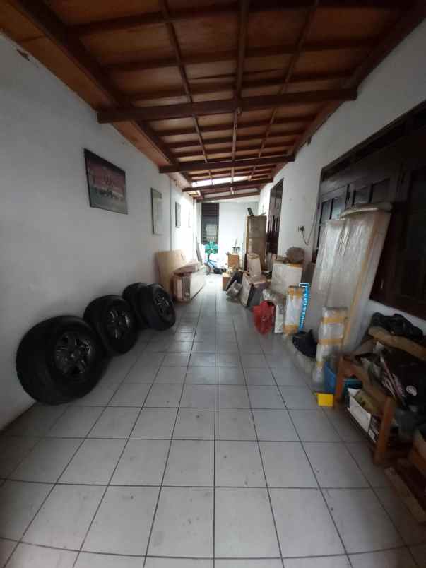 dijual rumah jati padang