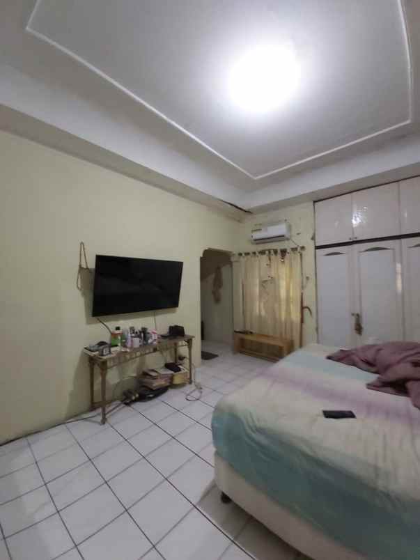 dijual rumah jati padang