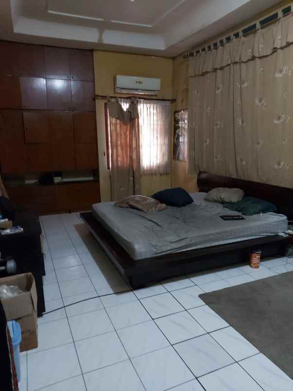 dijual rumah jati padang