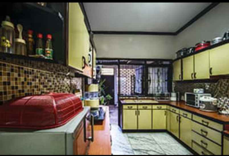 dijual rumah jatiwaringin