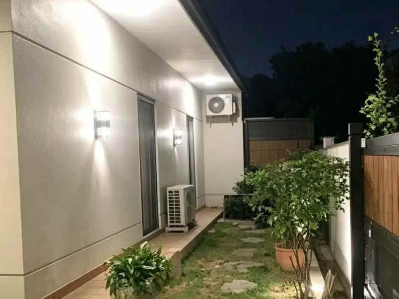dijual rumah jatiwaringin