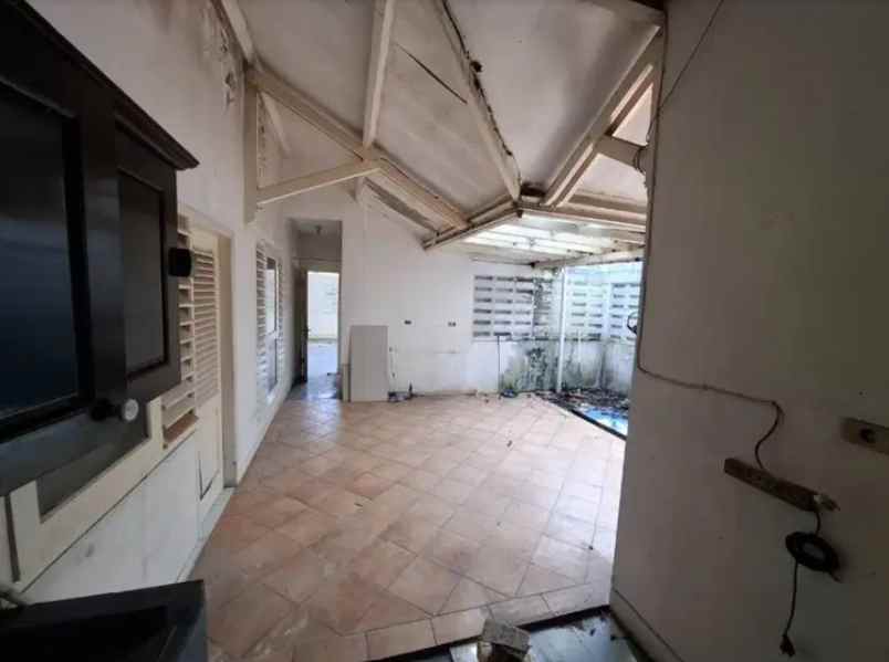 dijual rumah jl andara raya