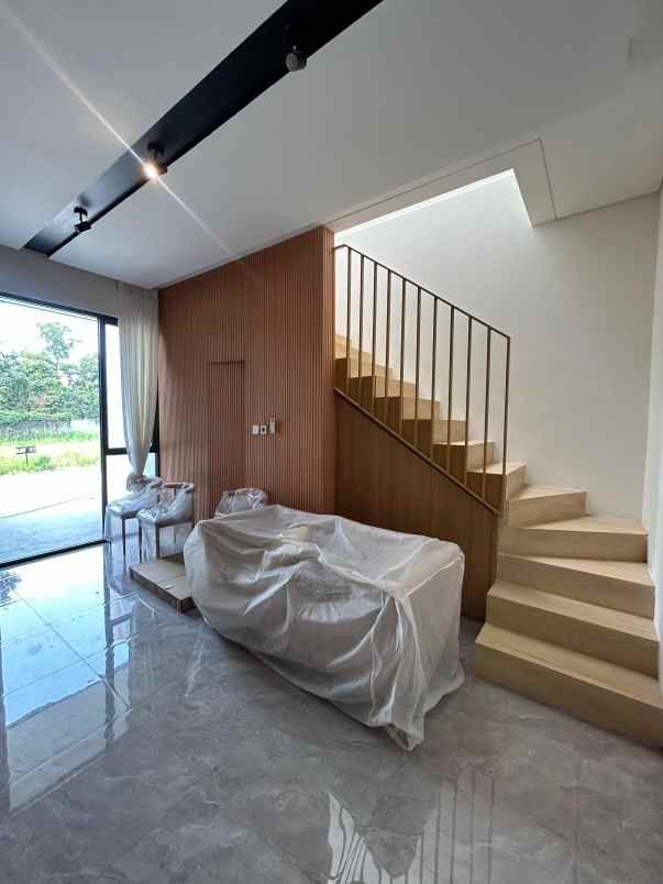 dijual rumah jl bekasi timur raya