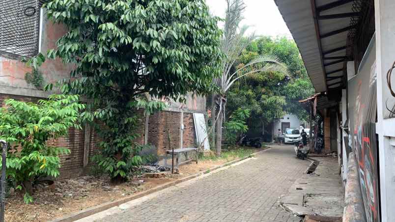 dijual rumah jl caman raya jatibening