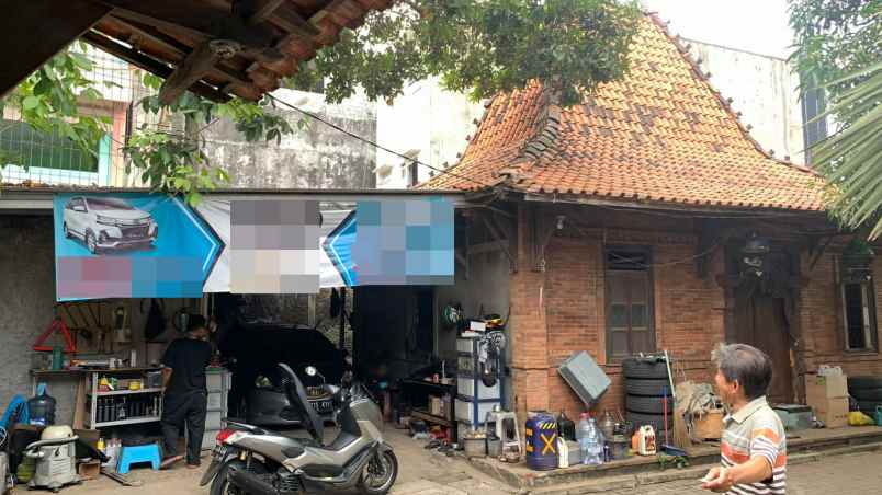 dijual rumah jl caman raya jatibening