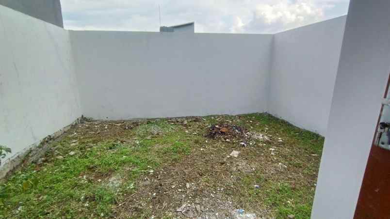 dijual rumah jl ciganitri rahayu