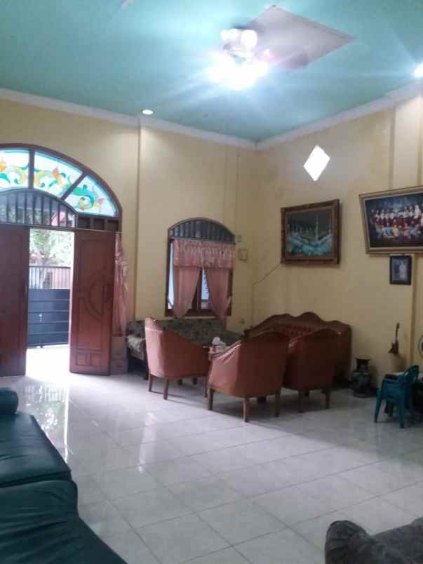 dijual rumah jl gadung